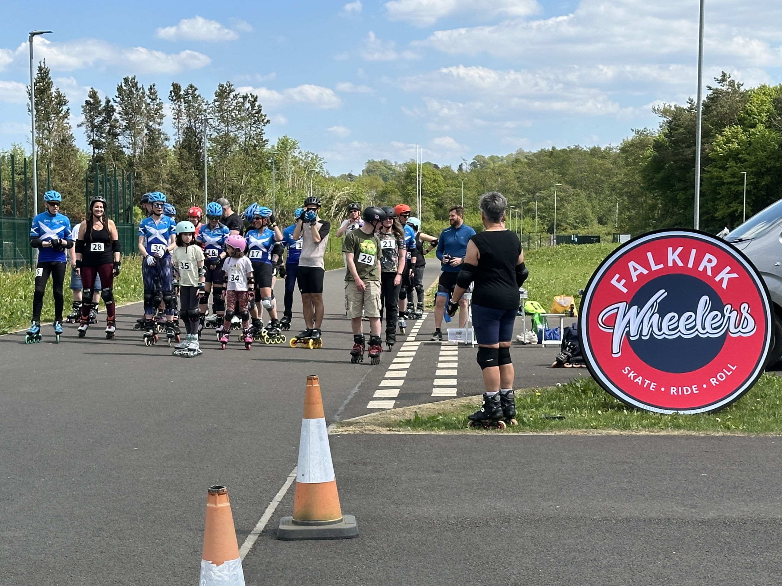 Linlithgow 24skate #22, May 25, click for report